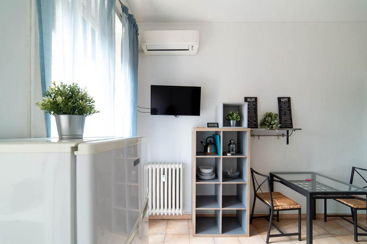 Hbhall Residenze Darsena Milan Exterior photo