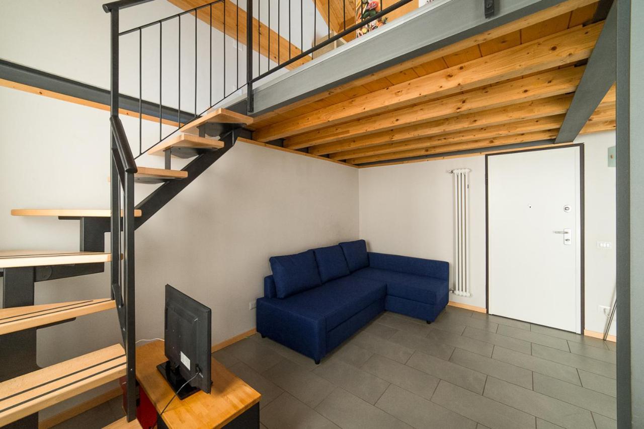 Hbhall Residenze Darsena Milan Exterior photo