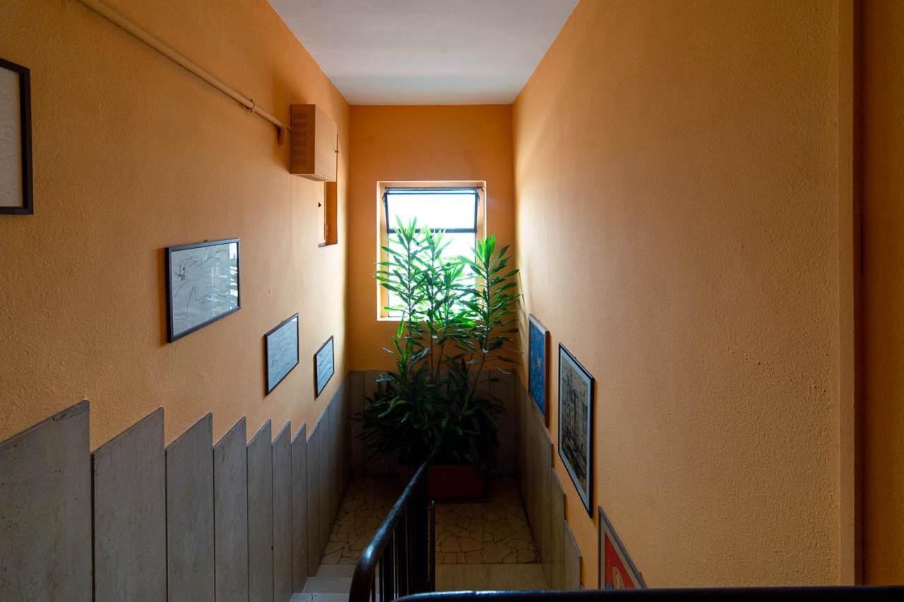 Hbhall Residenze Darsena Milan Exterior photo