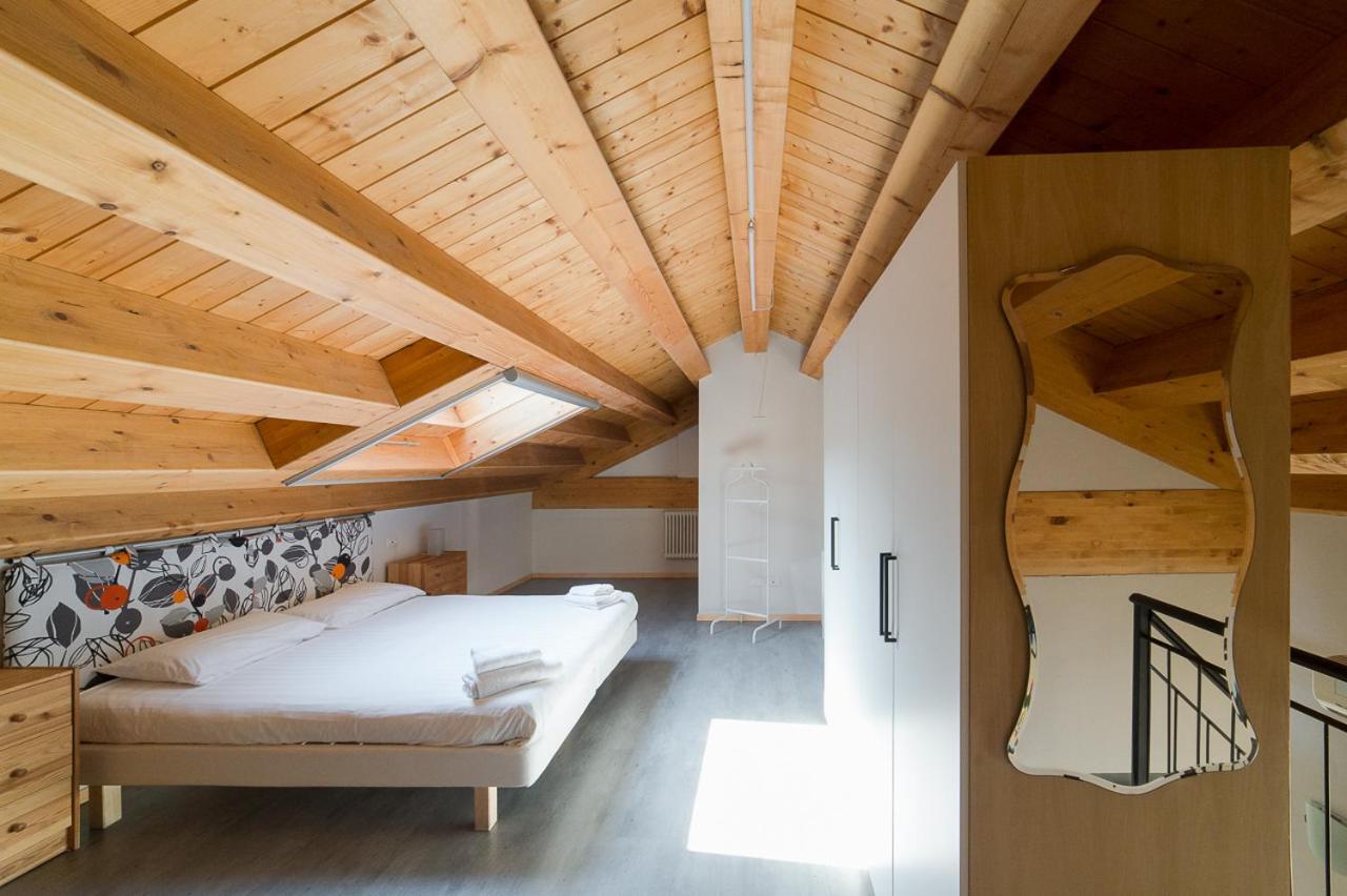 Hbhall Residenze Darsena Milan Exterior photo