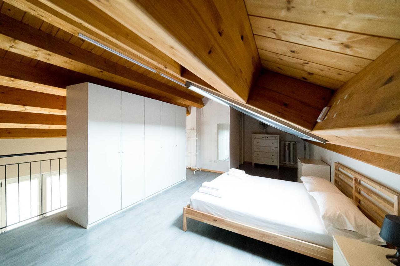Hbhall Residenze Darsena Milan Exterior photo