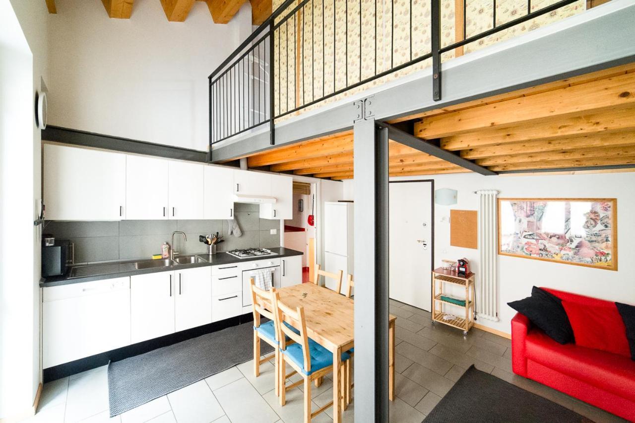 Hbhall Residenze Darsena Milan Exterior photo